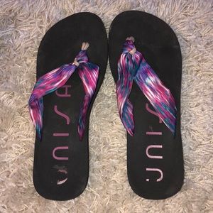 Flip flops